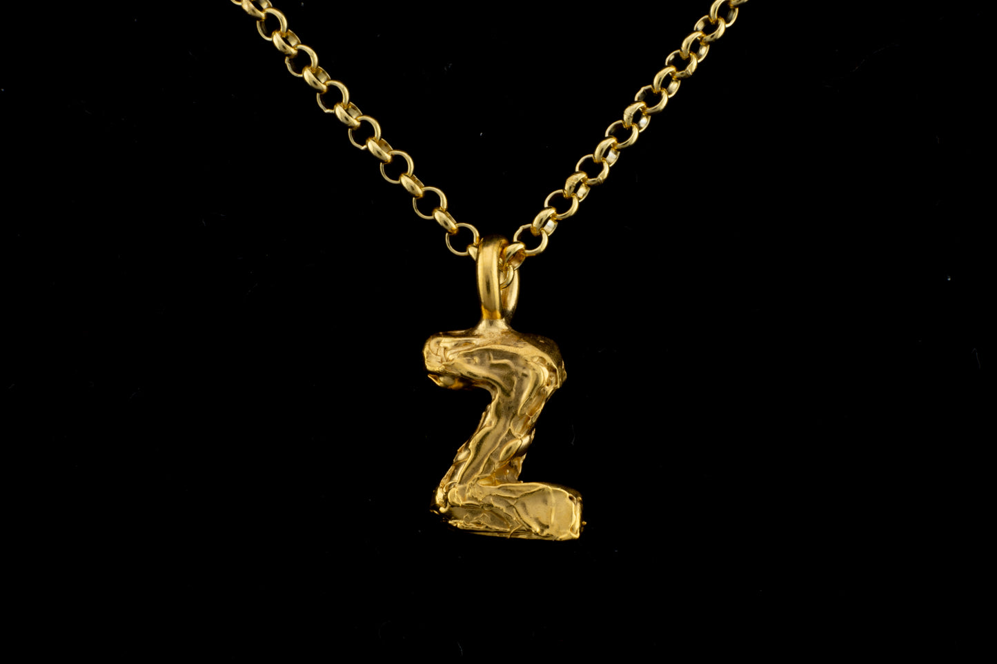 Colgante Z bañado en oro