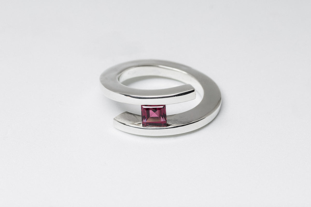 Immaterieller Granatring