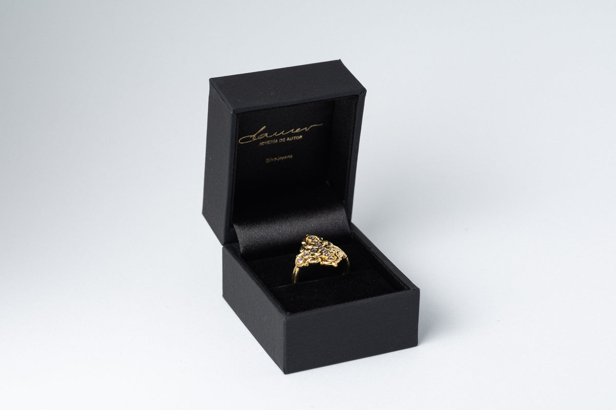 Anillo Creu Mallorquina JVP Rococó V2 Tanzanitas