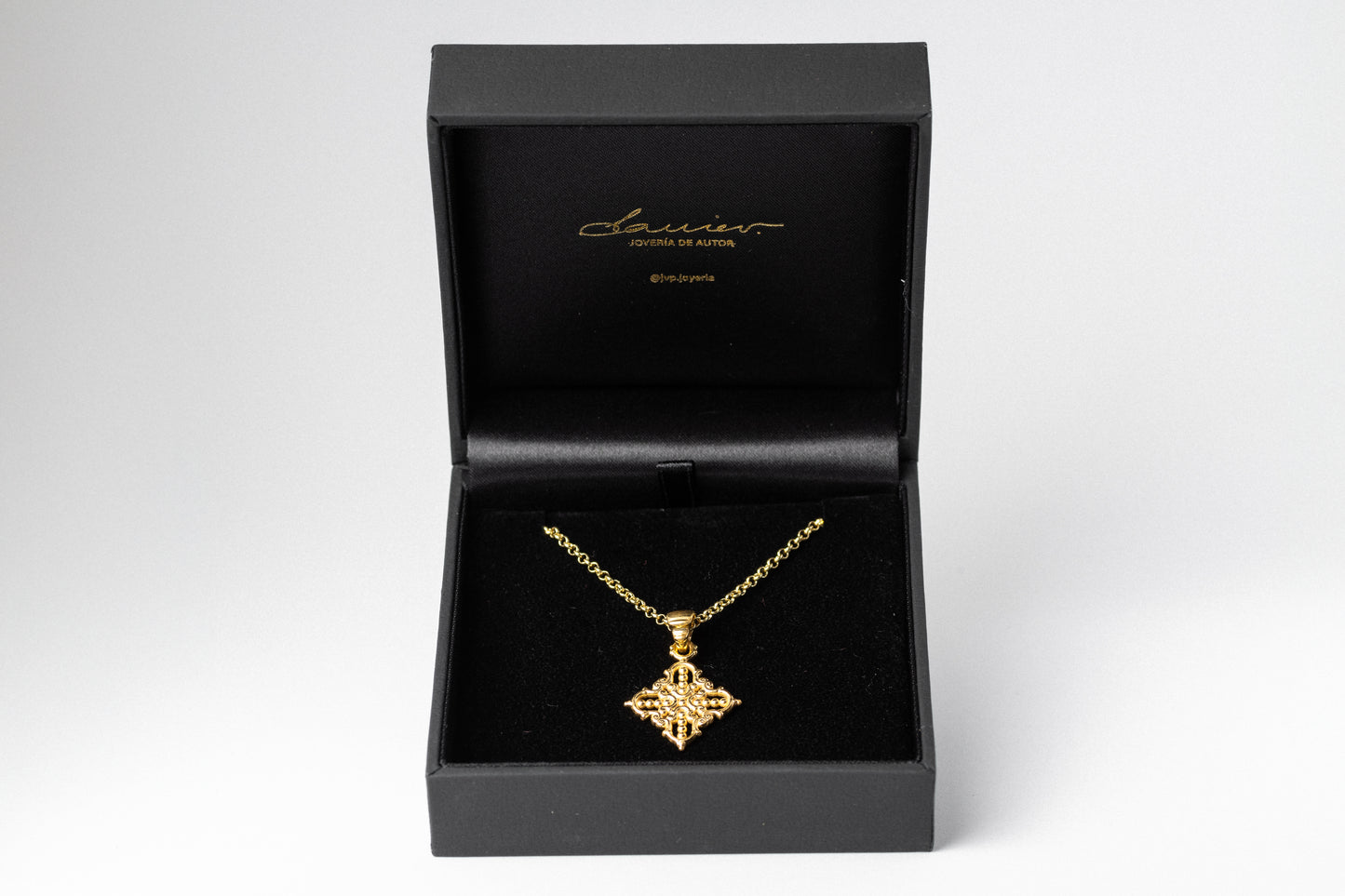 Collar Creu Mallorquina JVP Barroco V2